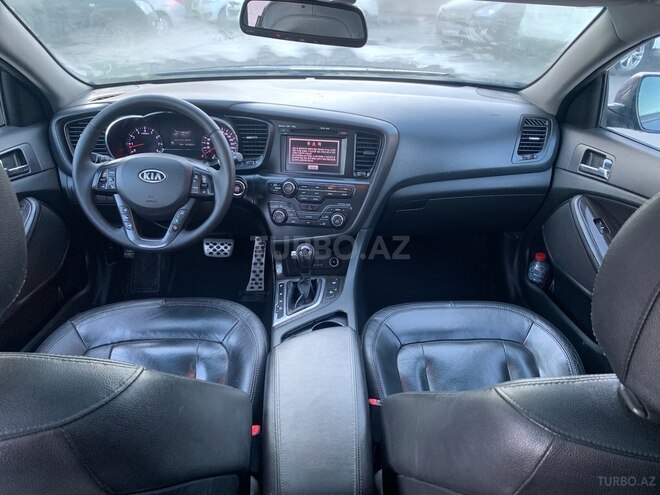Kia K5-3
