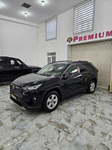 Toyota RAV4-3