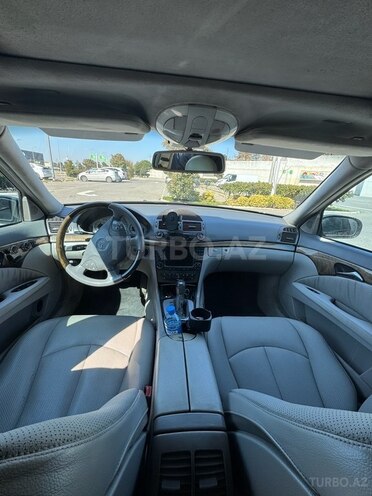 Mercedes E 320 2003, 319,000 km - 3.2 l - Bakı
