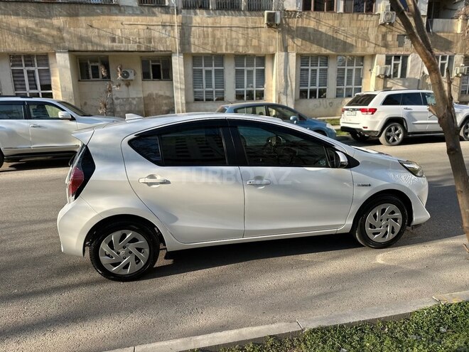 Toyota Aqua 2019, 37,300 km - 1.5 l - Bakı
