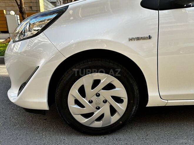 Toyota Aqua 2019, 37,300 km - 1.5 l - Bakı