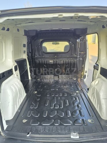 Opel Combo-18
