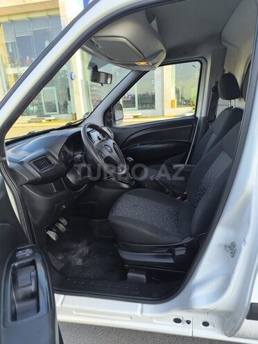 Opel Combo-17