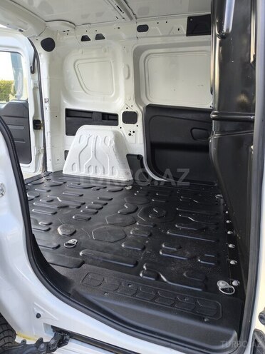 Opel Combo-19