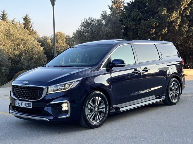 Kia Carnival-3