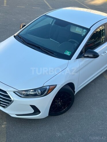 Hyundai Elantra 2018, 89,350 km - 2.0 л - Bakı