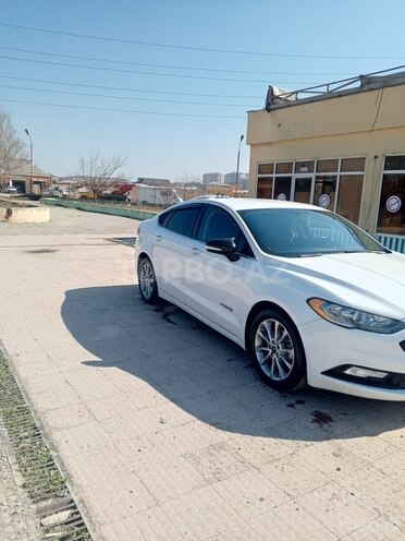 Ford Fusion (North America) 2017, 243,000 km - 2.0 l - Sumqayıt