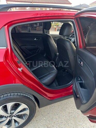 Kia Rio X-Line 2019, 85,000 km - 1.6 л - Bakı