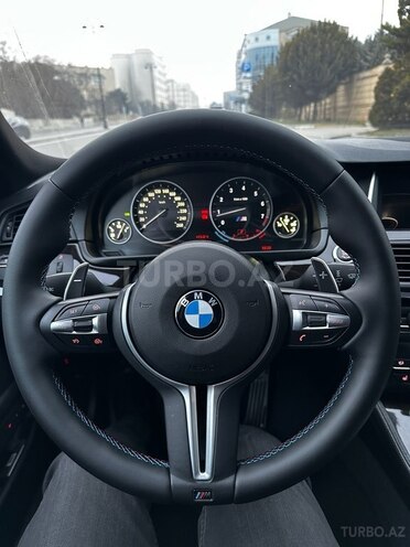 BMW 528-5