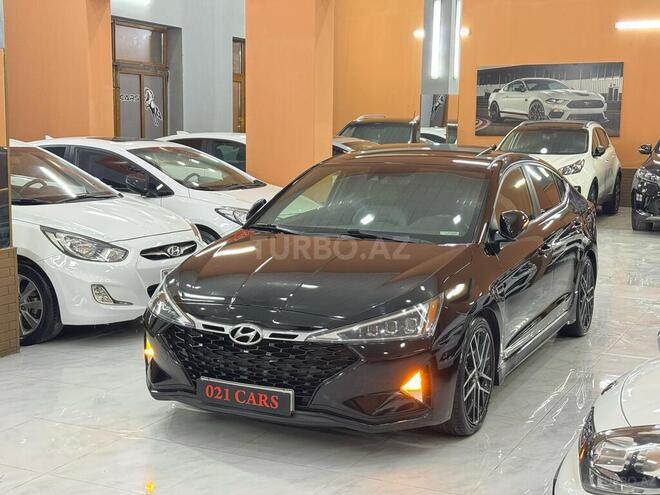 Hyundai Elantra-8
