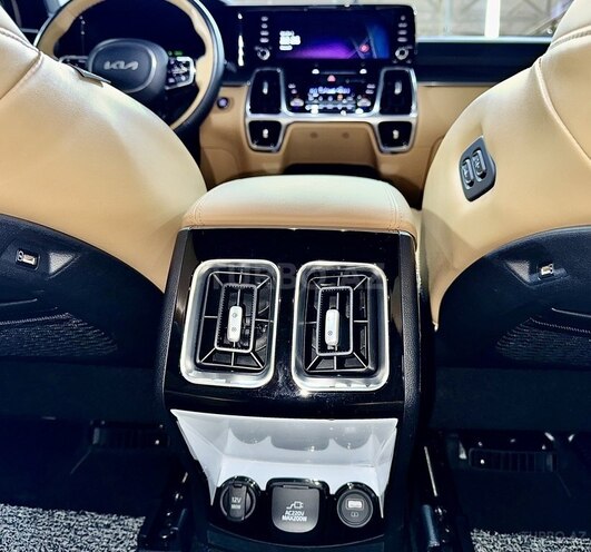 Kia Sorento 2023, 18,000 km - 1.6 л - Bakı
