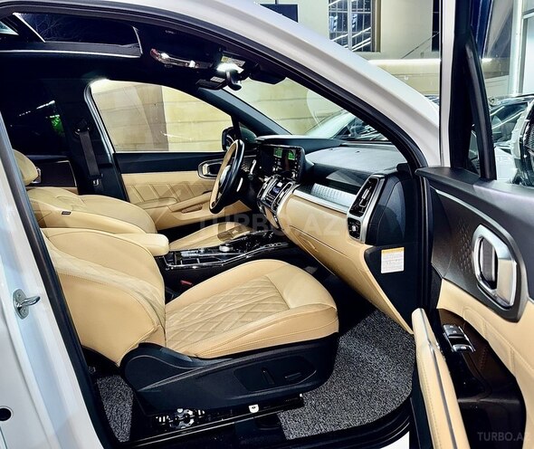 Kia Sorento 2023, 18,000 km - 1.6 л - Bakı