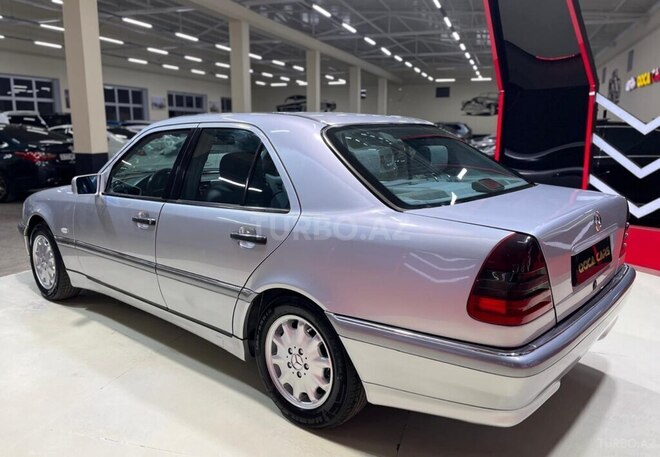Mercedes E 240 1997, 275,275 km - 2.4 l - Sumqayıt