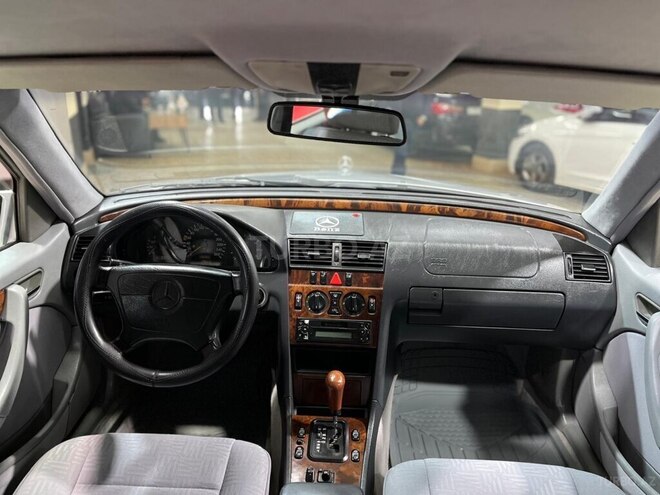 Mercedes E 240 1997, 275,275 km - 2.4 l - Sumqayıt