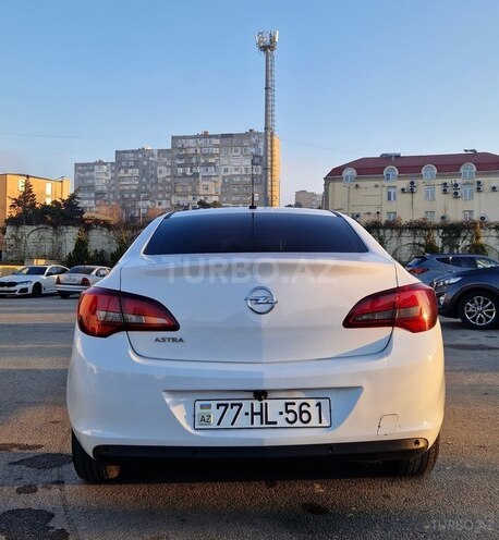 Opel Astra-4