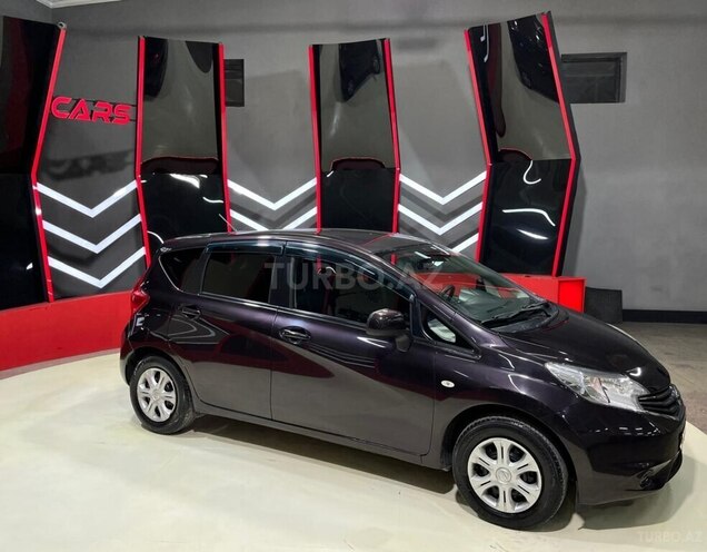 Nissan Note-4