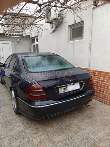 Mercedes E 270 2002, 303,670 km - 2.7 л - Bakı