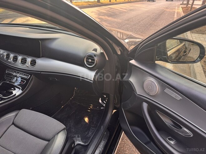 Mercedes E 220 d 2017, 172,000 km - 2.0 l - Bakı