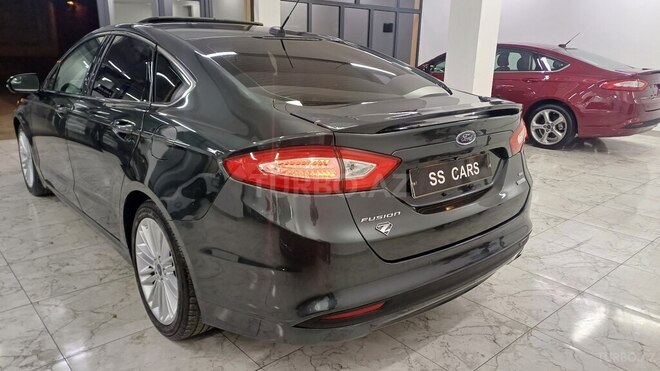 Ford Fusion (North America)-8