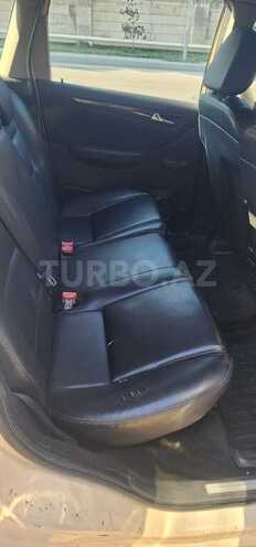 Mercedes B 200-14