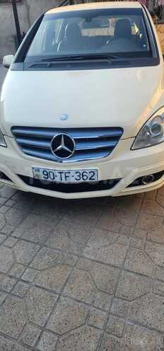 Mercedes B 200-2
