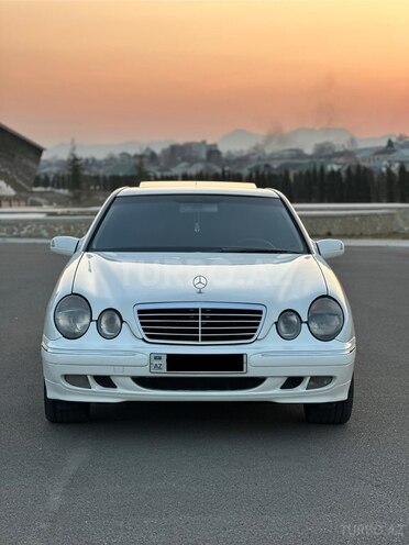 Mercedes E 220 d 2000, 450,000 km - 2.2 л - Gəncə