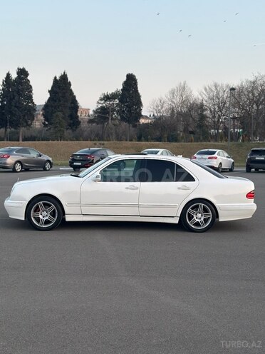 Mercedes E 220 d 2000, 450,000 km - 2.2 л - Gəncə