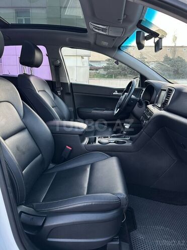 Kia Sportage 2016, 140,942 km - 2.0 л - Bakı