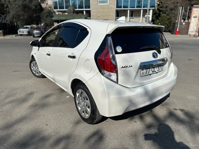 Toyota Aqua 2017, 43,800 km - 1.5 l - Bakı