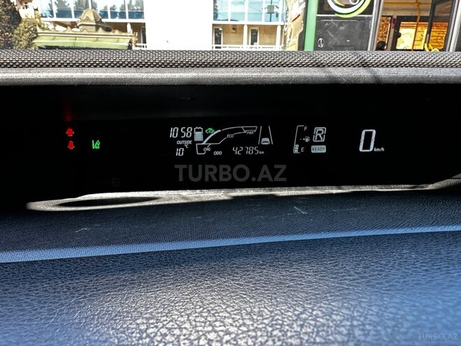 Toyota Aqua 2017, 43,800 km - 1.5 l - Bakı