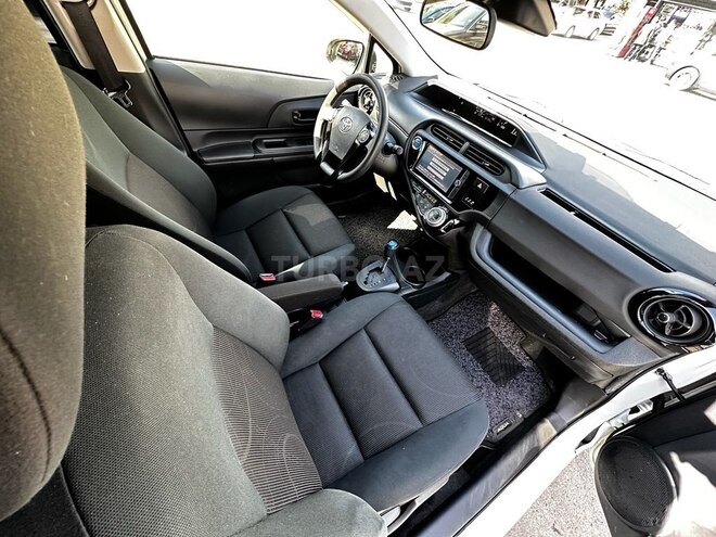 Toyota Aqua 2017, 43,800 km - 1.5 l - Bakı