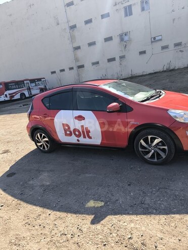 Toyota Aqua 2016, 204,778 km - 1.5 л - Bakı