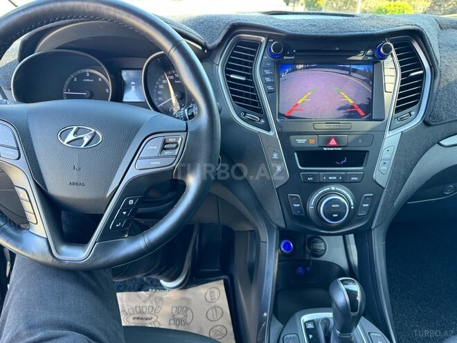 Hyundai Santa Fe-12