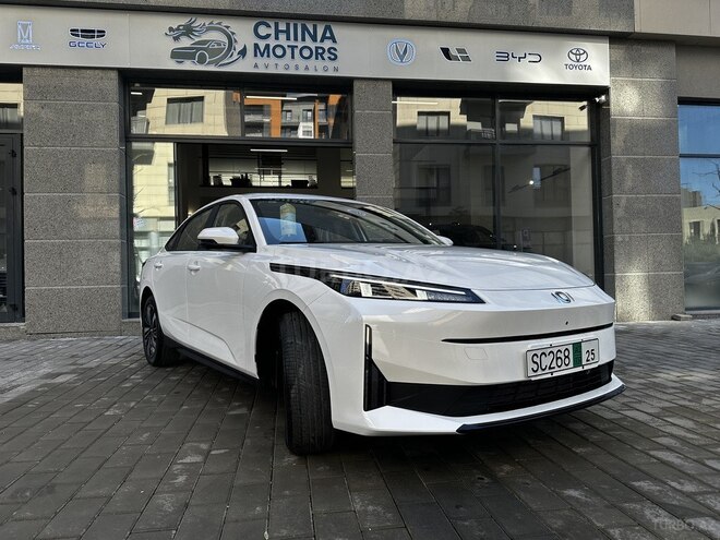 Changan Qiyuan A05 2024, 0 km - 1.5 л - Bakı