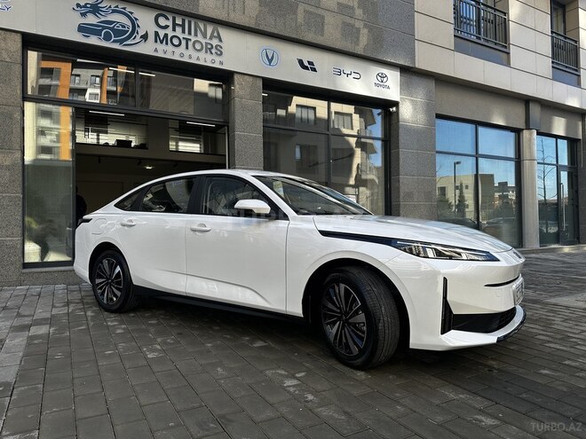 Changan Qiyuan A05 2024, 0 km - 1.5 л - Bakı