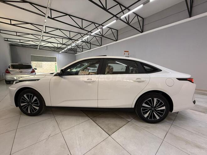 Changan Qiyuan A05 2025, 0 km - 1.5 л - Sumqayıt