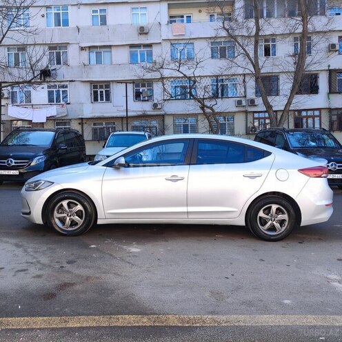 Hyundai Avante 2015, 187,000 km - 1.6 л - Bakı