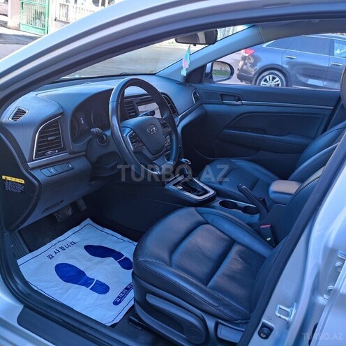 Hyundai Avante 2015, 187,000 km - 1.6 л - Bakı