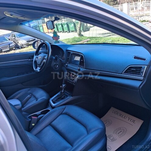 Hyundai Avante 2015, 187,000 km - 1.6 л - Bakı