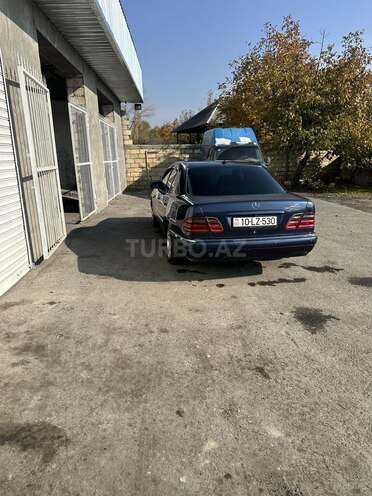 Mercedes E 240 1998, 300,700 km - 2.4 l - Göyçay