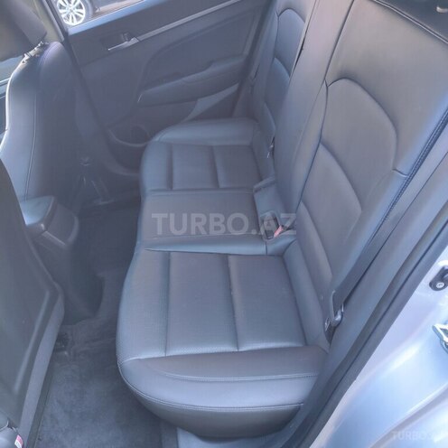 Hyundai Avante 2015, 187,000 km - 1.6 л - Bakı