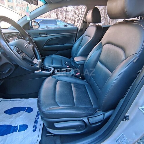 Hyundai Avante 2015, 187,000 km - 1.6 л - Bakı