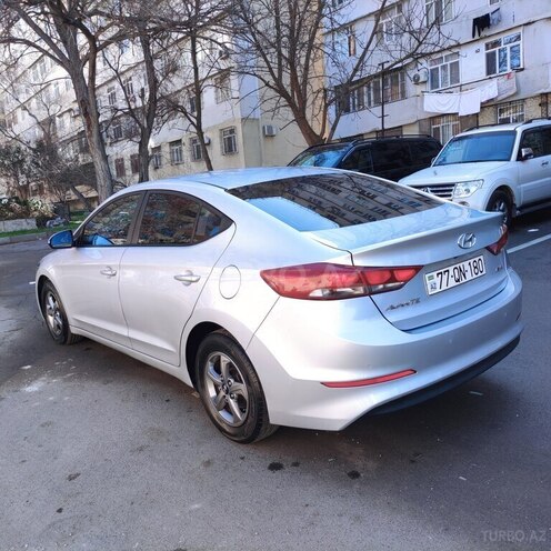 Hyundai Avante 2015, 187,000 km - 1.6 л - Bakı