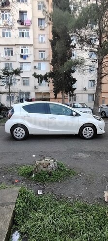 Toyota Aqua 2019, 62,500 km - 1.5 l - Bakı