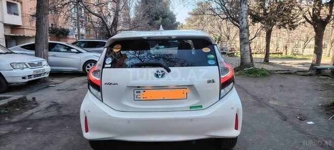 Toyota Aqua 2019, 62,500 km - 1.5 l - Bakı
