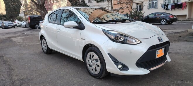 Toyota Aqua 2019, 62,500 km - 1.5 l - Bakı