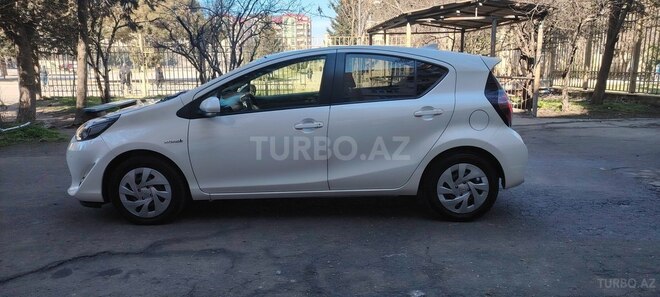 Toyota Aqua 2019, 62,500 km - 1.5 l - Bakı
