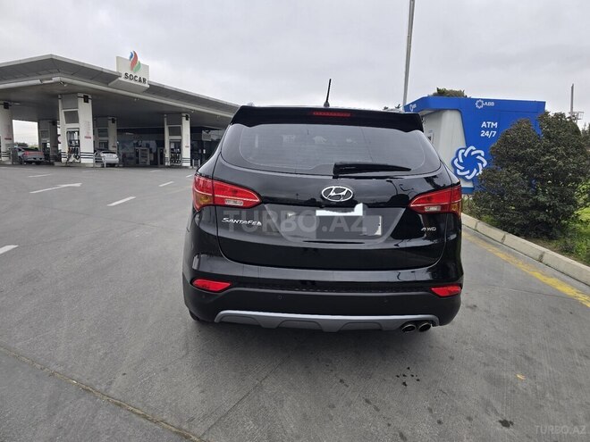 Hyundai Santa Fe-12