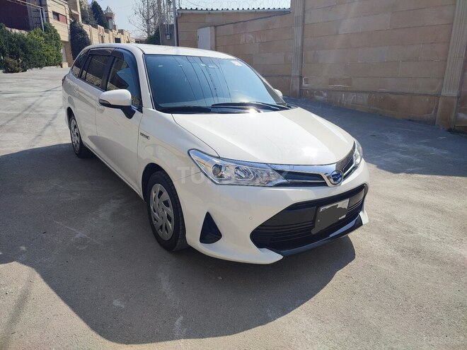 Toyota Corolla Fielder 2019, 100,000 km - 1.5 л - Bakı
