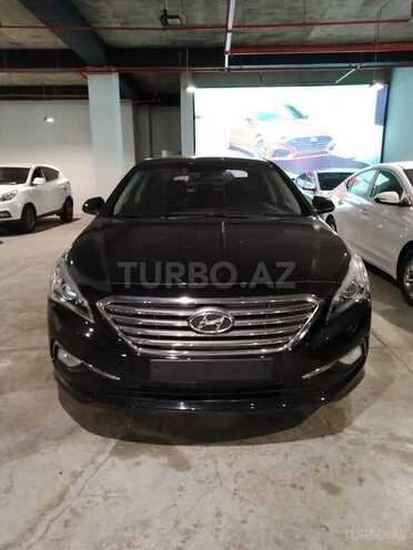 Hyundai Sonata-1